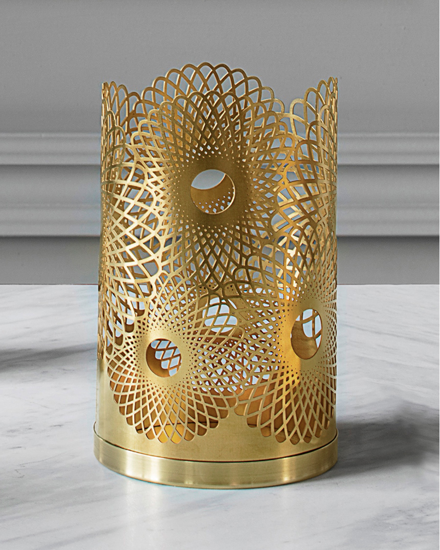Heren | Decoratie | Skultuna | Feather Candle Holder Brass