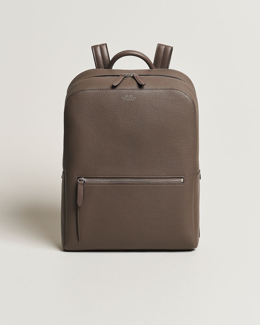 Heren | Smythson Ludlow Zip Around Backpack Dark Taupe | Smythson | Ludlow Zip Around Backpack Dark Taupe