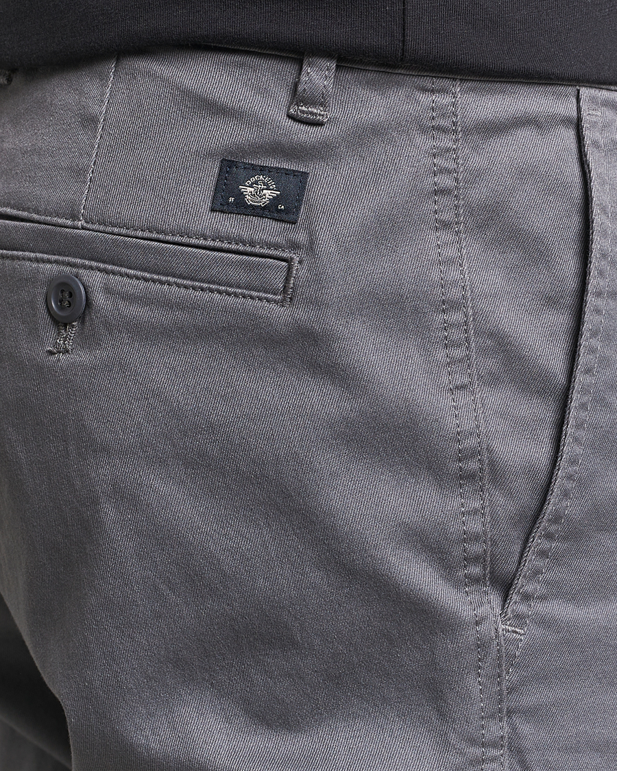 Heren | Broeken | Dockers | Original OPP Slim Twill Stretch Chino Car Park Grey