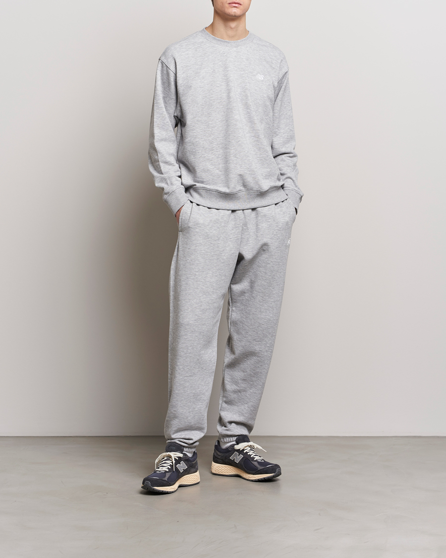 Heren | Truien | New Balance | Essentials French Terry Sweatshirt Athletic Grey