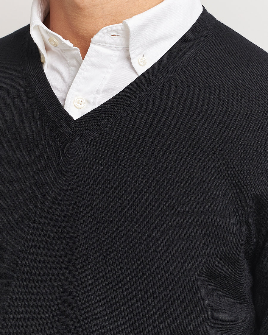 Heren | Truien | Charles Tyrwhitt | Pure Merino V-Neck Jumper Black