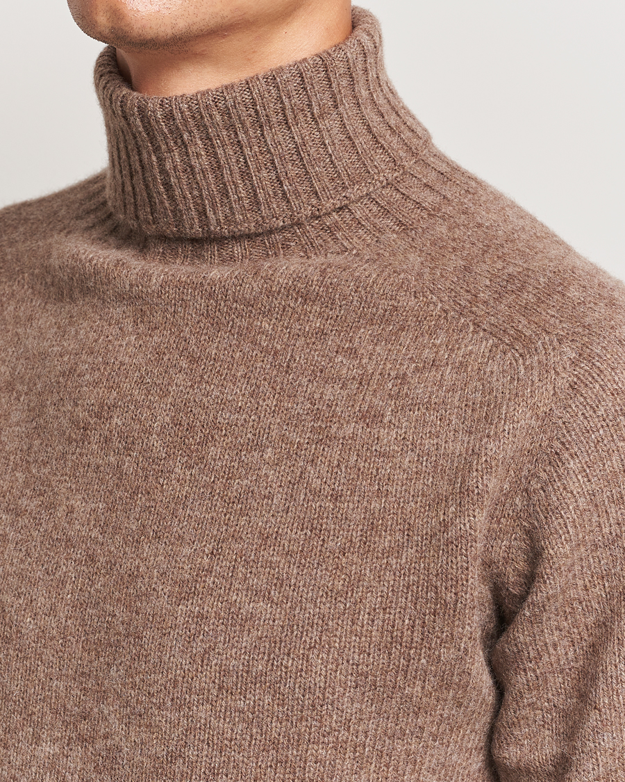 Heren | Truien | Harley Of Scotland | Supersoft Lambswool Rollneck Nutmeg Brown