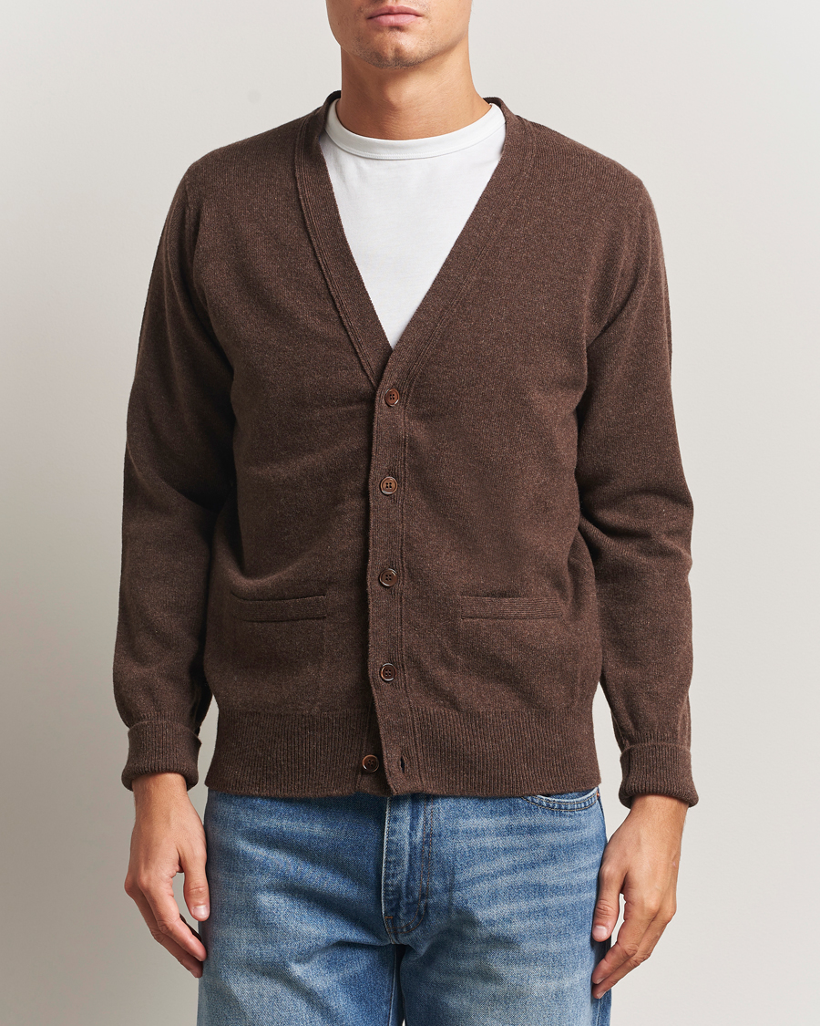 Heren | Truien | William Lockie | Rob Lambswool Cardigan Mocha