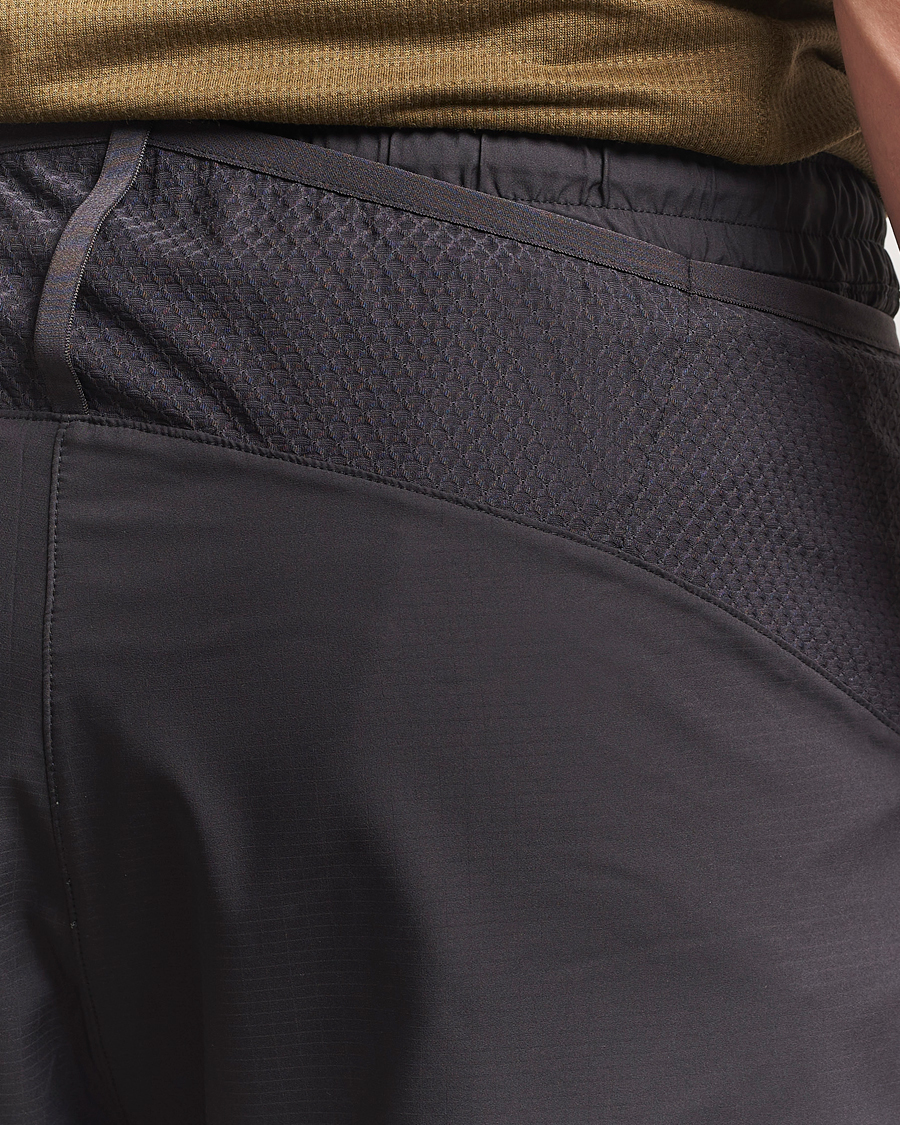 Heren | Korte broek | Klättermusen | Bele Running Shorts Raven