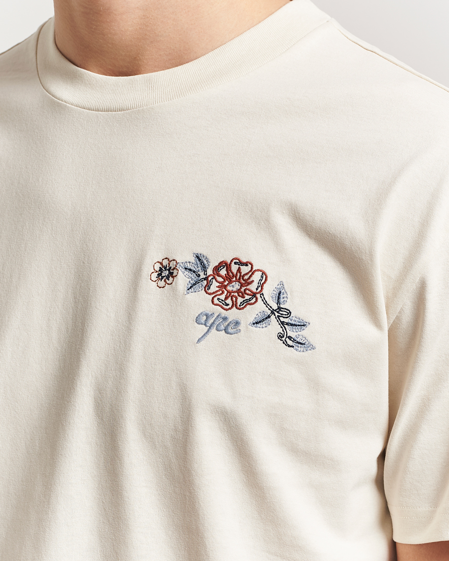Heren | T-shirts | A.P.C. | Oscar Embroidered T-Shirt Ecru