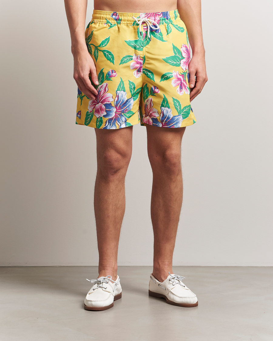 Heren | Zwembroek | Polo Ralph Lauren | Traveler Recycled Swimshorts Iconic Hibiscus Yellow