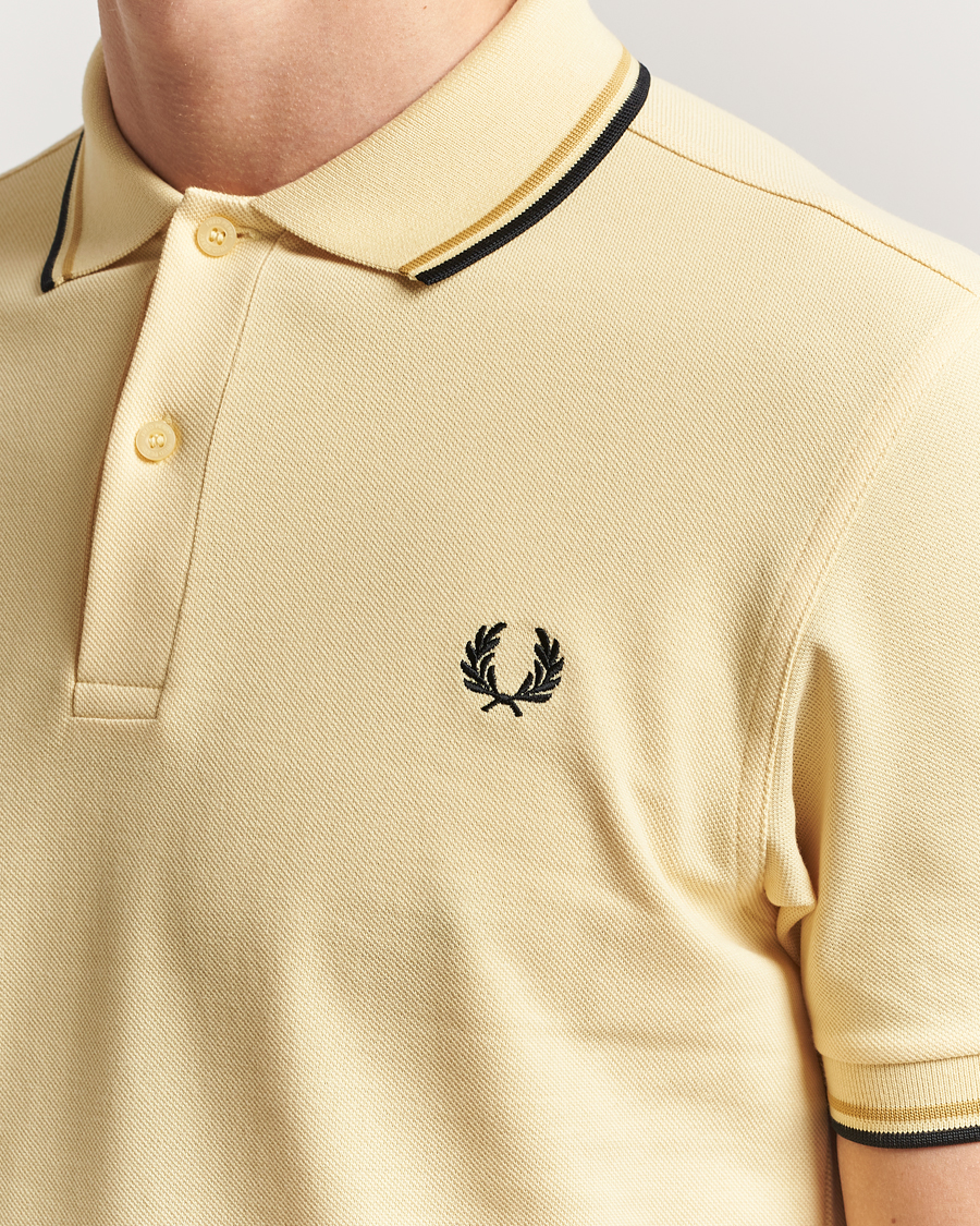 Heren | Polo's | Fred Perry | Twin Tipped Polo Shirt Yellow