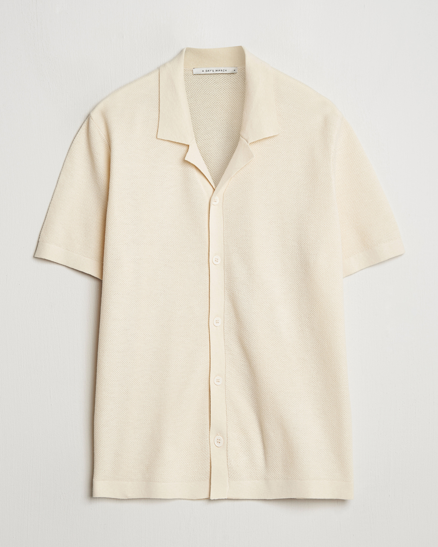 Heren | Truien | A Day's March | Yamu Structure Short Sleeve Off White