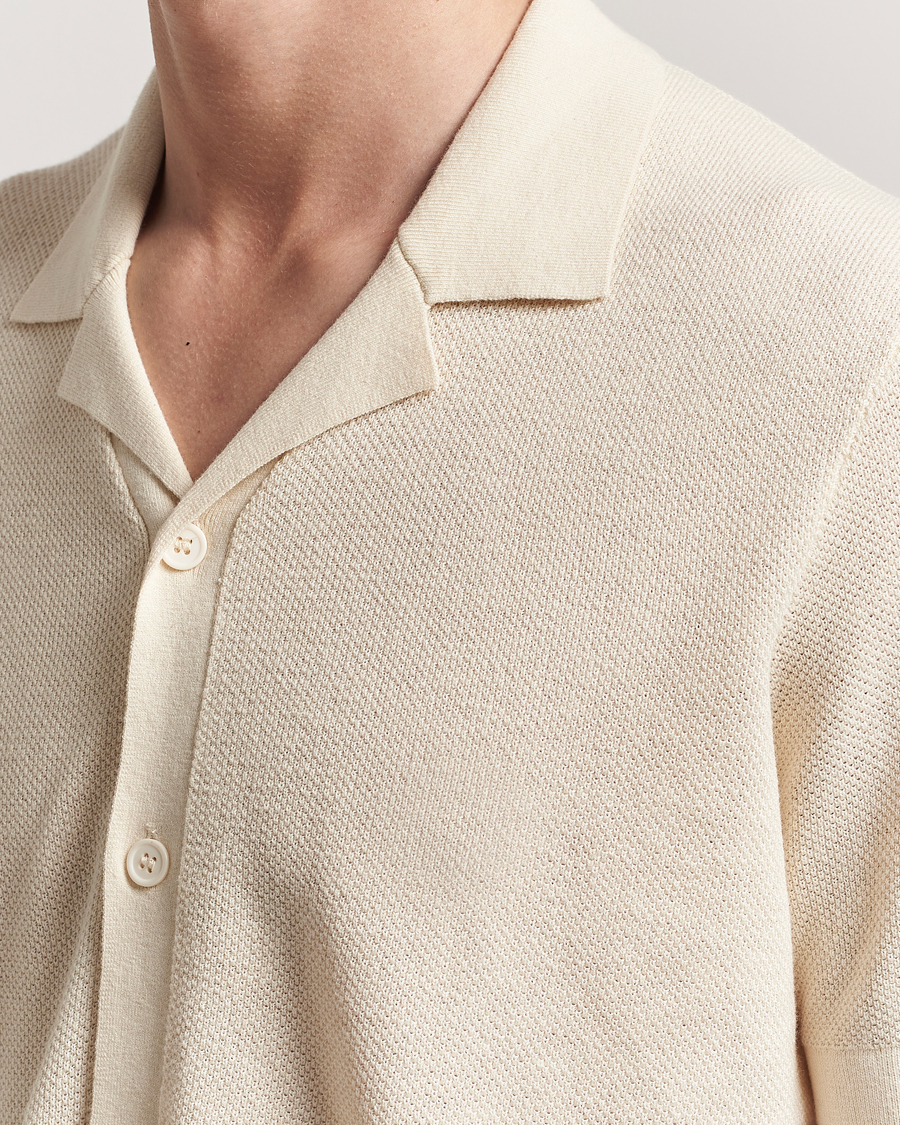 Heren | Truien | A Day's March | Yamu Structure Short Sleeve Off White