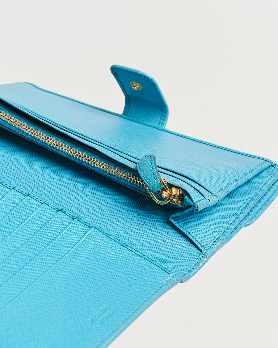 Heren | Prada Pre-Owned Saffiano Leather Wallet Light Blue | Prada Pre-Owned | Saffiano Leather Wallet Light Blue